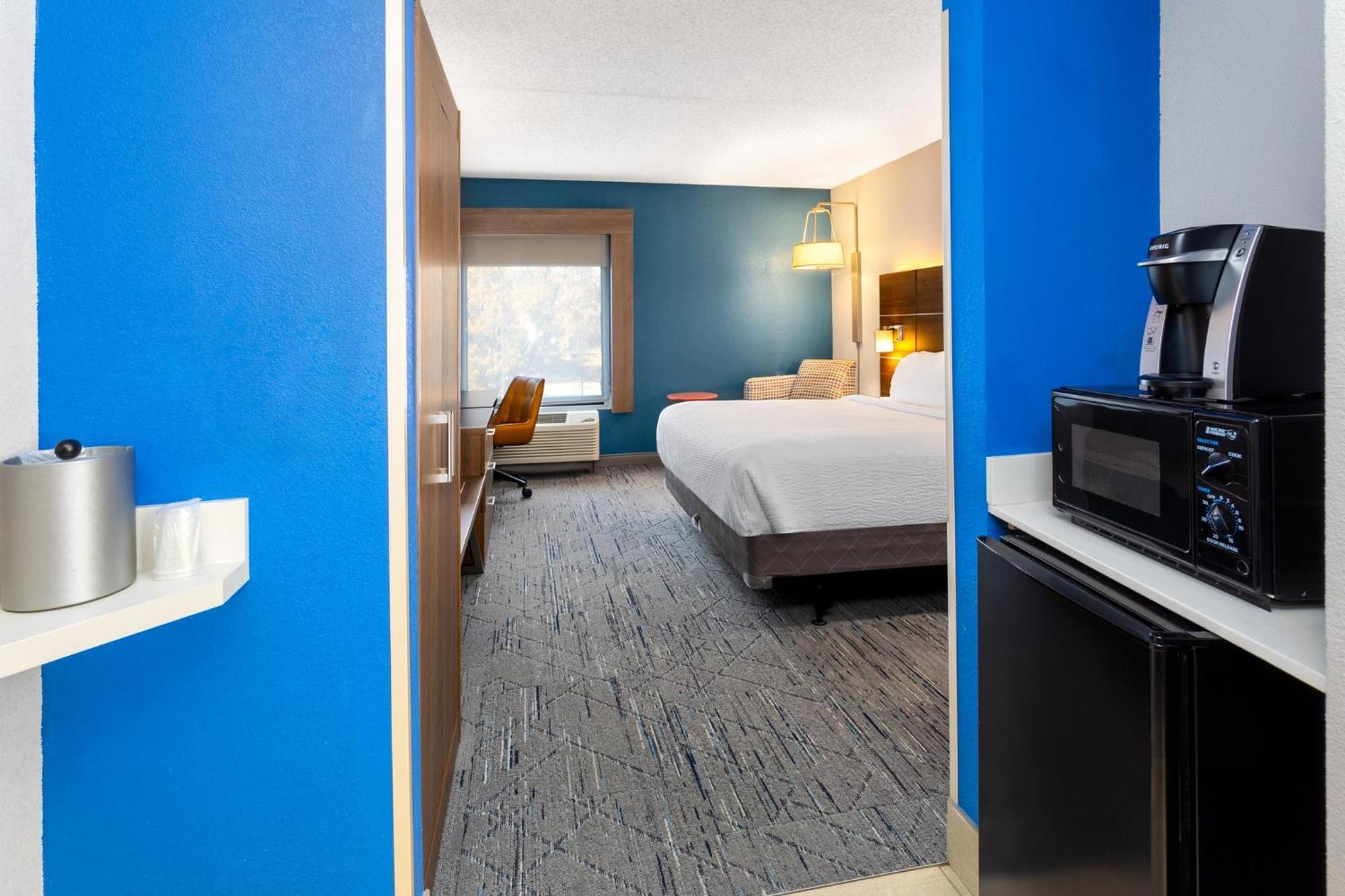 Holiday Inn Express - New Albany Exterior photo