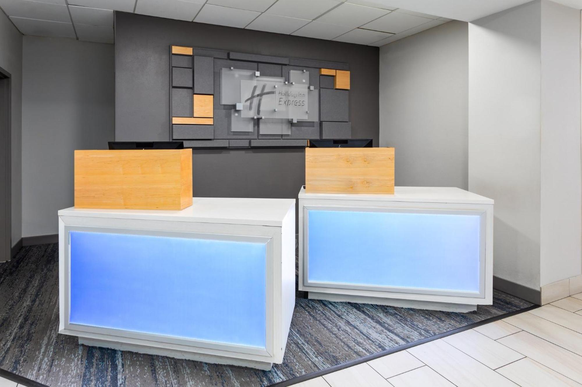 Holiday Inn Express - New Albany Exterior photo